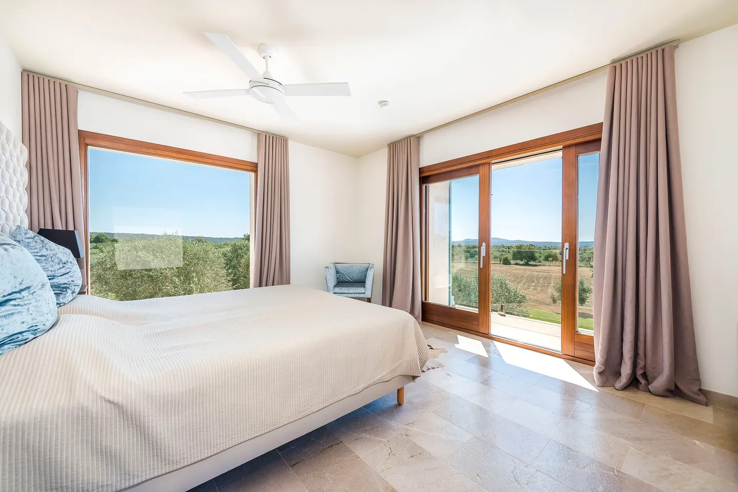Campos Hills – view 18