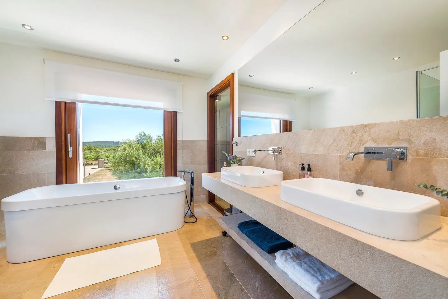 Campos Hills – view 20