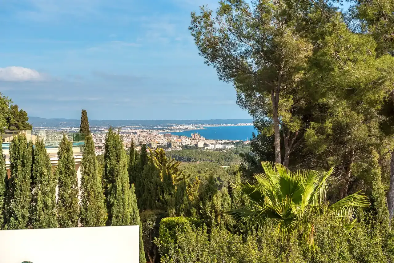 Luxury Villa Son Vida Mallorca with Sea View & Private Pool – view 11