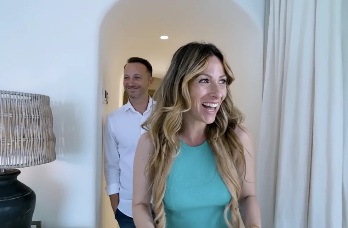 Gülcan Kamps and Unisono Luxury Homes CEO Fabio Leonardo Palumbo filming Mallorcas Traumhäuser at Yellow Castle Mallorca Puerto de Andratx.