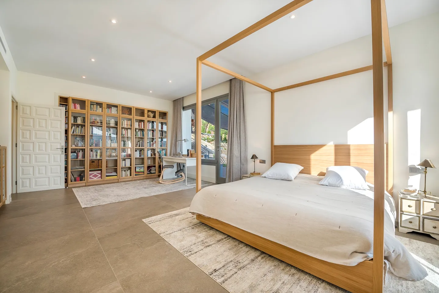 Exclusive villa, Son Vida – view 19