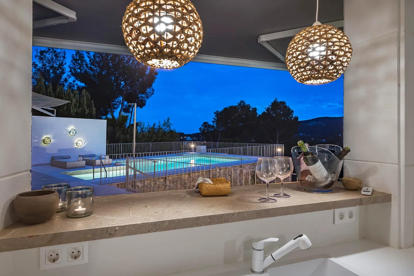 Exclusive villa, Son Vida – view 32