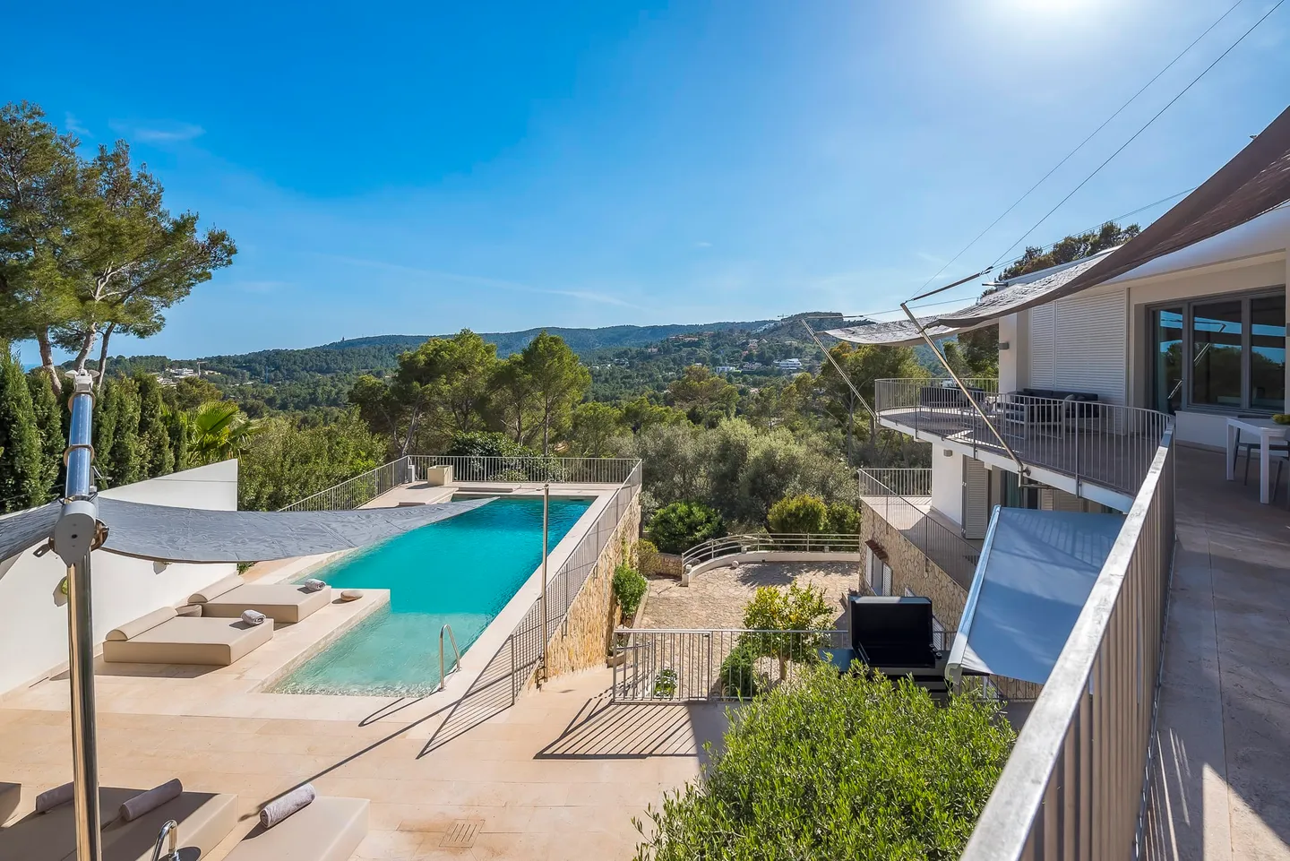 Exclusive villa, Son Vida – view 8
