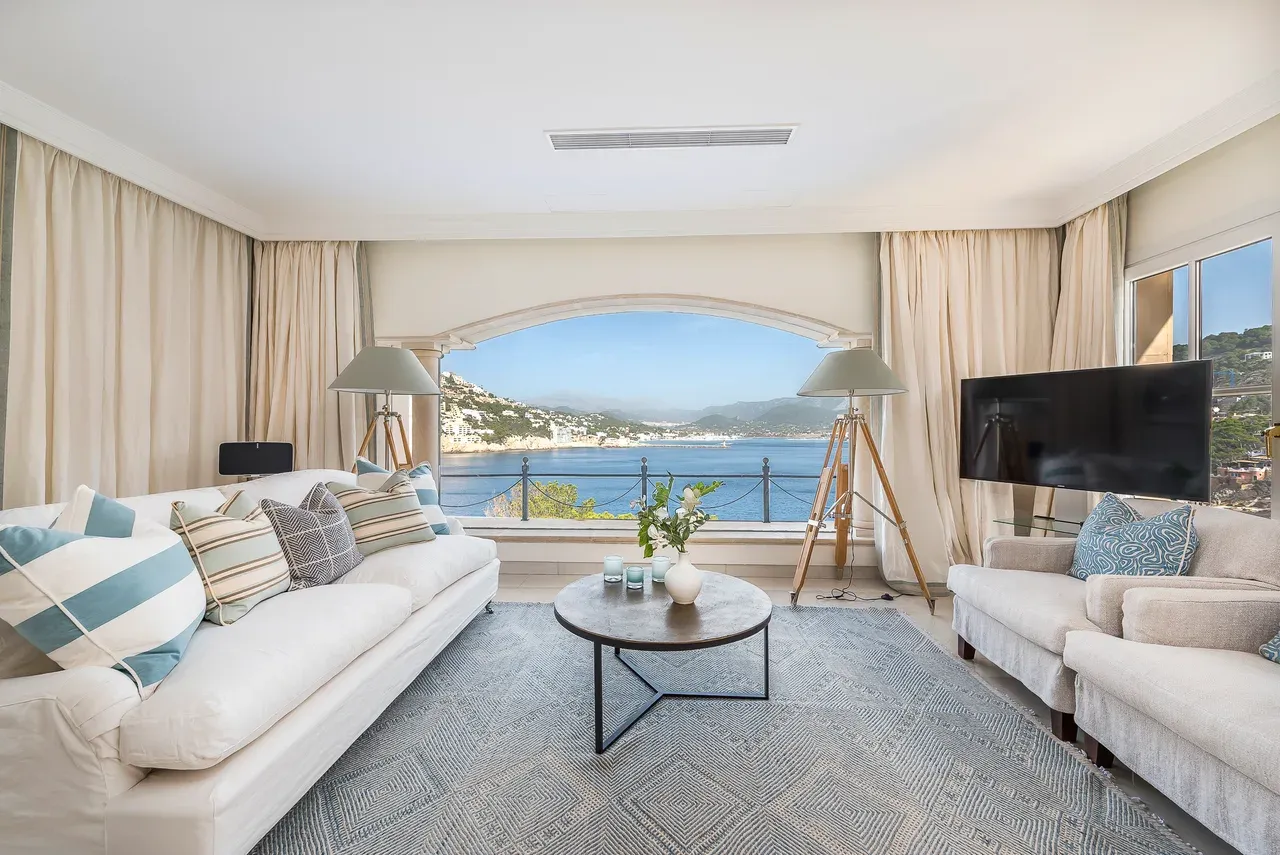 The Yellow Castle: Iconic Luxury Villa, Puerto de Andratx – view 30